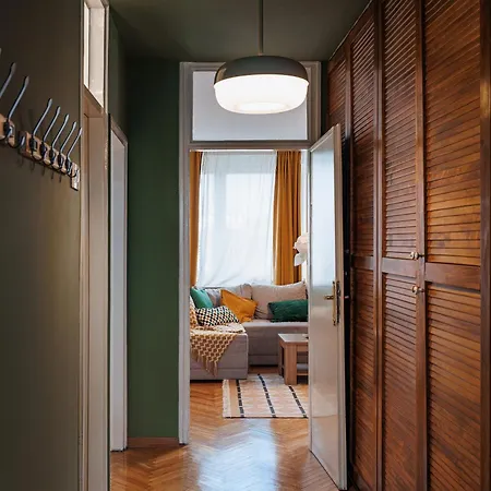 Sunny With Terrace & River View Old Town Διαμέρισμα